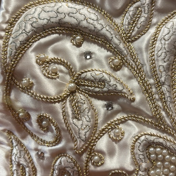 Charles S Kahn, Inc Handbag Vinyl Covered Satin W/Gold Thread Pearls & Diamonds - Picture 6 of 16